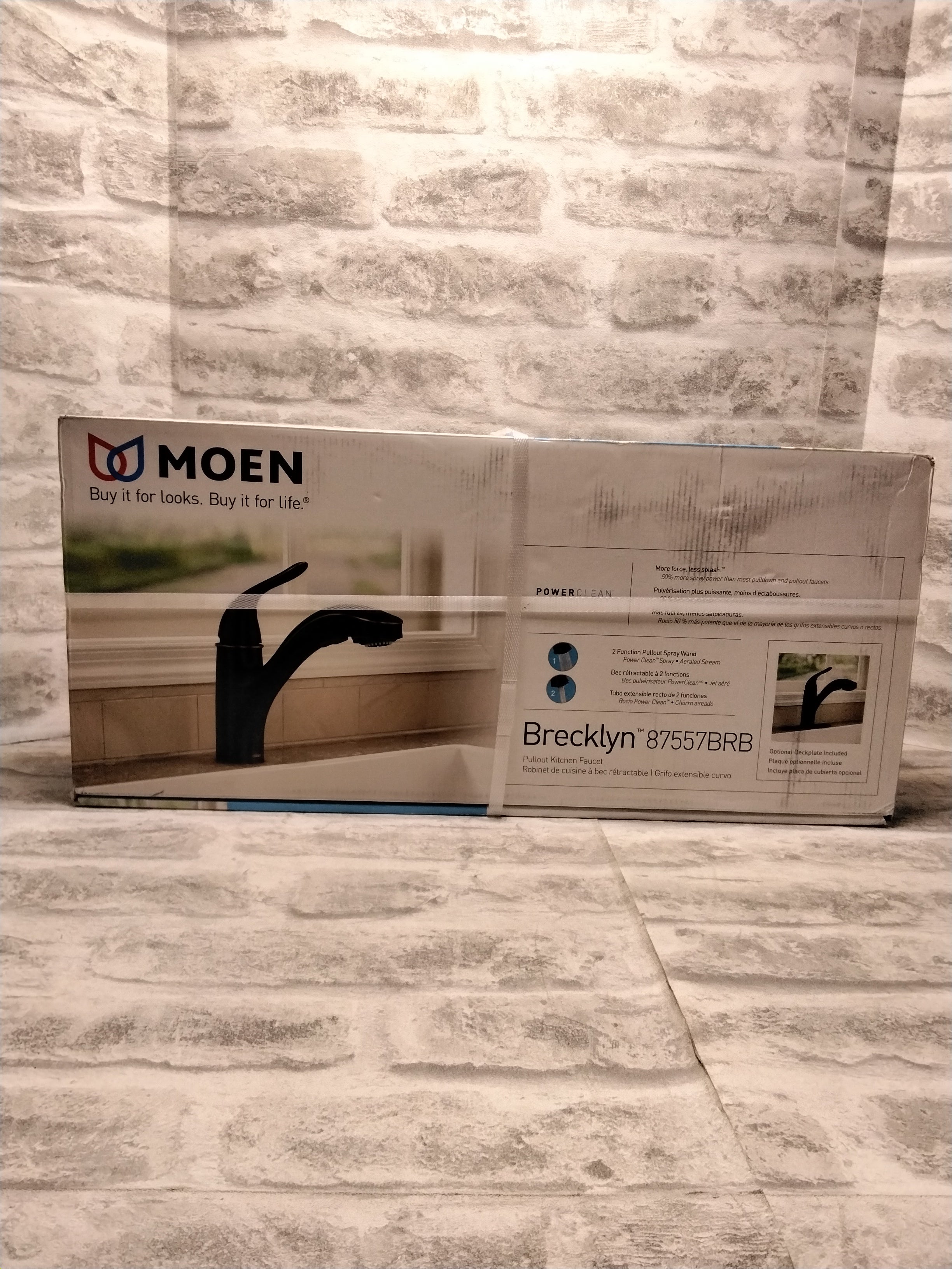 MOEN Brecklyn Single-Handle Pull-Out Sprayer Kitchen Faucet (7645451321582)